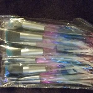 Makeup brushes